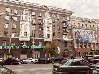 Апартаменты Просторные апартаменты в историческом центре Харькова Харьков Апартаменты с 2 спальнями-13