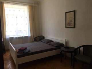 Апартаменты Просторные апартаменты в историческом центре Харькова Харьков Апартаменты с 2 спальнями-18