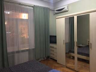 Апартаменты Просторные апартаменты в историческом центре Харькова Харьков Апартаменты с 2 спальнями-8